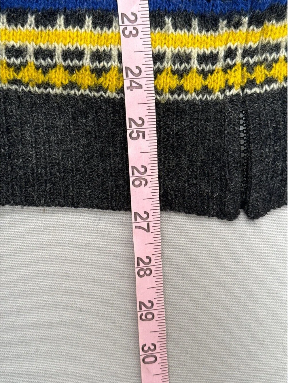 Summit Sweater European Blue Black Yellow Zip-Up UK - M